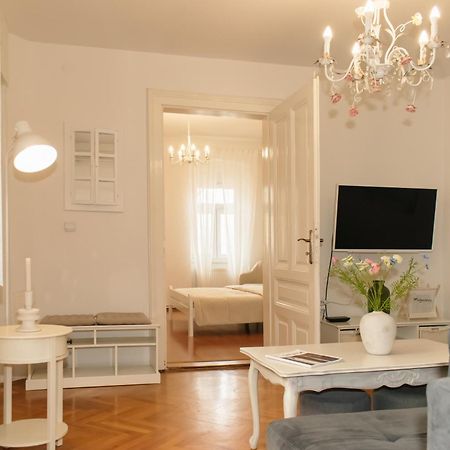 Goodlife Holiday House - Family & Friends Pozega Ngoại thất bức ảnh